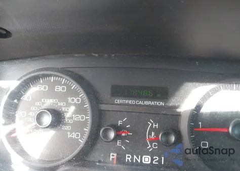 2006 Ford Crown Victoria Police/Police Interceptor z USA, uszkodzony, nr VIN 2FAHP71W26X133661